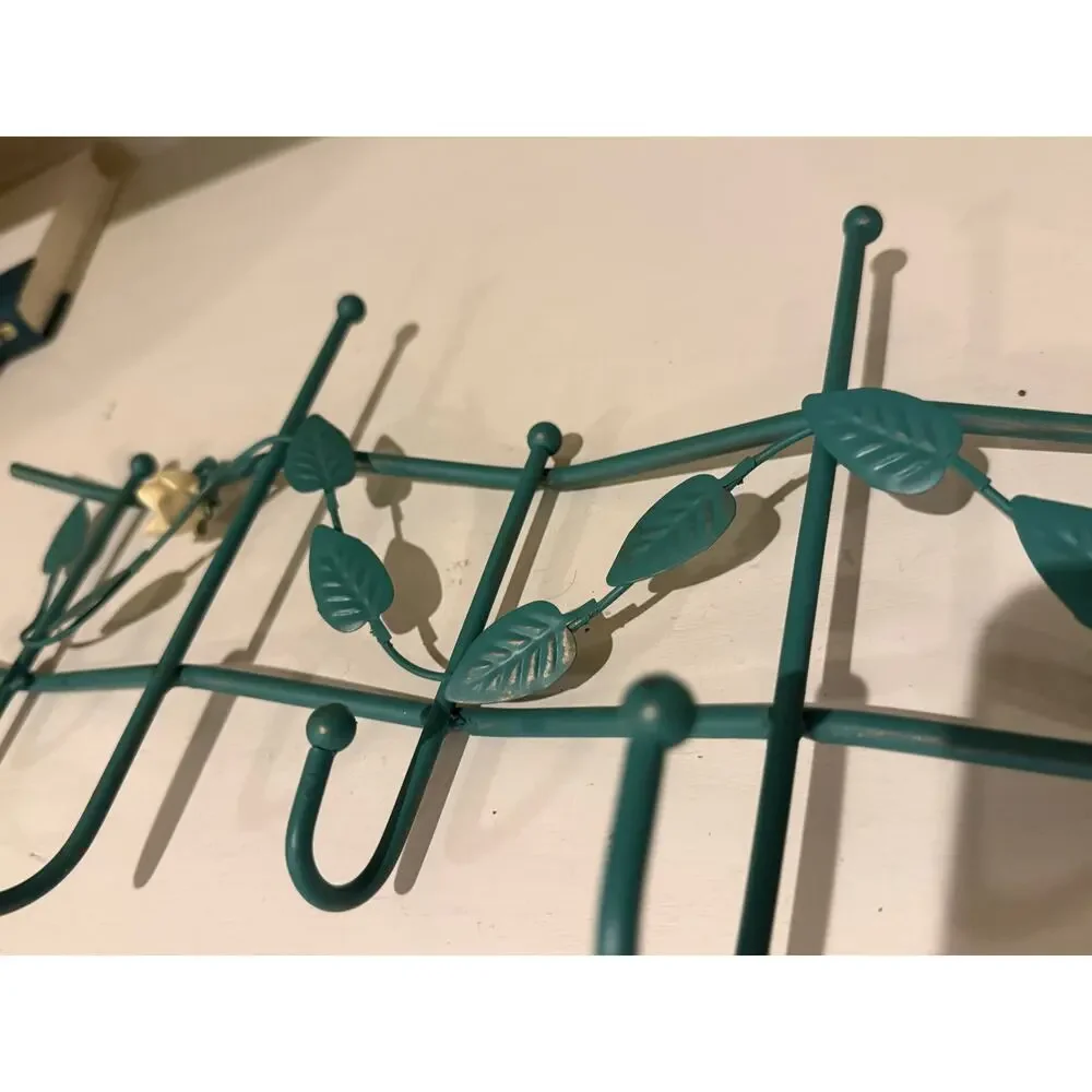 Vintage Green Metal Floral Vine Wall Rack Holder Towel Key Coat Hanger Trellis